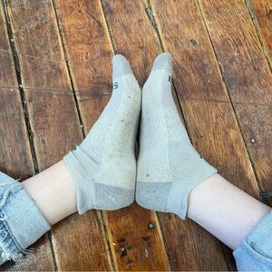 Men's Low-Cut Ankle Socks in Light Gray